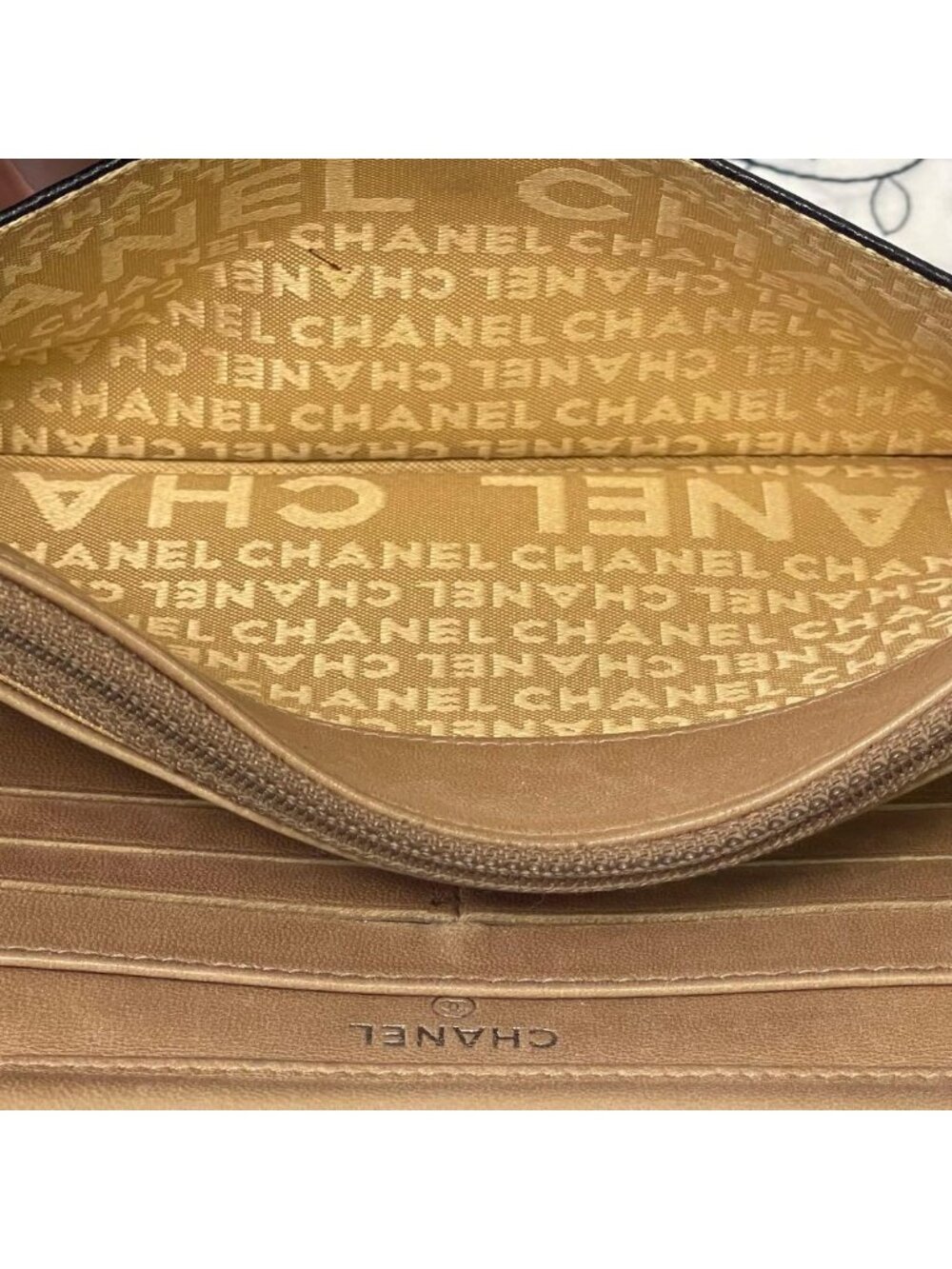 Chanel Chain Wallet Logo Shoulder Bag - Picture 13 of 15